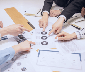 根据企业特点及需求，定制个性化产品功能